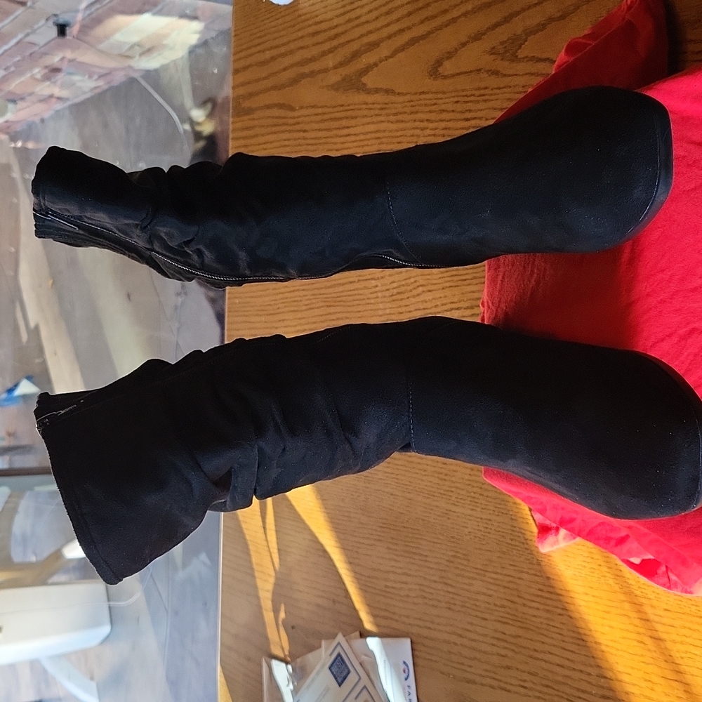 NWOT, Comfort View Boots